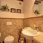Mami By Posarellivillas 세라발레 피스토이에세